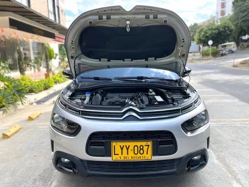 Citroën C4 Cactus 1.6 Shine Turbo Aut