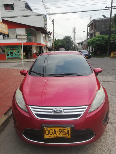 Ford Fiesta 1.6 Hatchback Mecánica