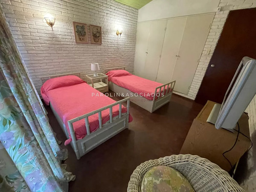 Venta De Casa 4 Dormitorios En Zona Paradas, Proxima Al Mar.