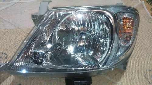 Foco Delantero Derecho Toyota Hilux 2012-2015