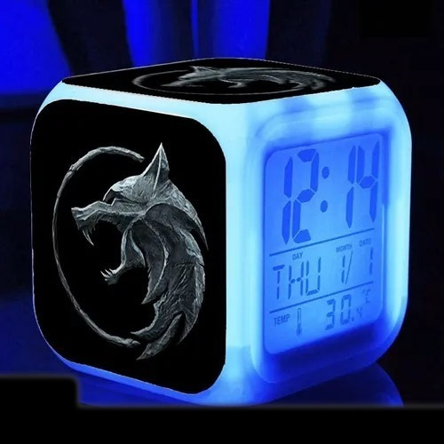 Reloj Led Alarma Despertador | The Witcher | Zombear