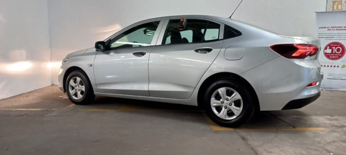 Imagen 9 de 15 de Chevrolet Onix Plus 1.2
