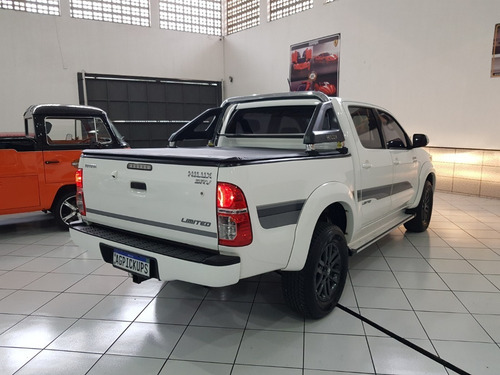 Imagem 11 de 15 de Toyota Hilux Srv Limited 3.0 Turbodiesel 4x4 2015 Completa