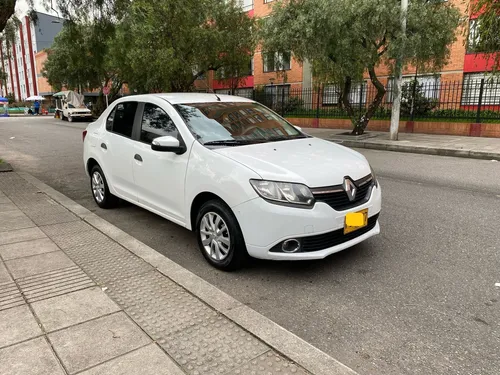 Renault Logan 1.6 Expression / Life +