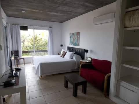 Hermosa Casa De 5 Dormitorios En Montoya