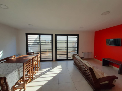 Imagen 1 de 12 de Duplex 4 Ambientes.