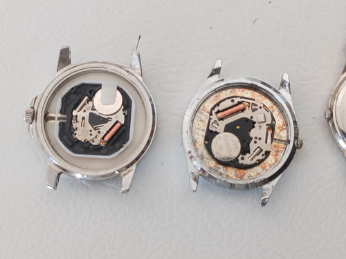 4 Relojes Lorus Quartz Hombre Para Reparar Con Faltantes Diferentes (Usado)