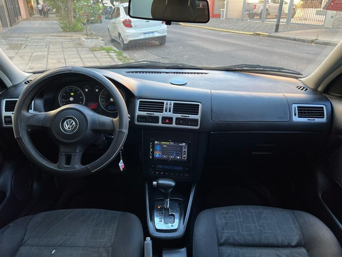 Imagen 9 de 25 de Volkswagen Bora 2.0 Trendline 115cv Tiptronic