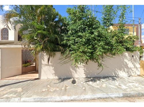 Casa En Remate En Jardines De Mérida, Yucatan F-511