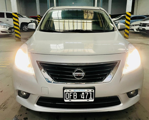 Nissan Versa Advance Pure Drive