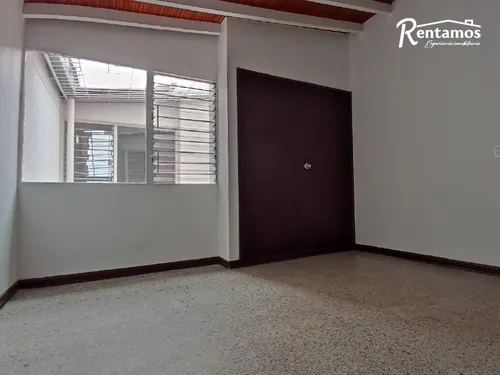 Oficina En Arriendo En Laureles. Cod A775204