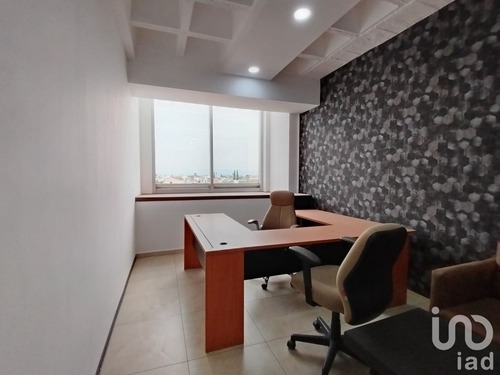Renta Oficina 1 Ambiente El Dorado 1a Sección