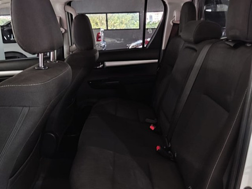 Toyota Hilux Hilux 2.7 SR 4X2 CD 16V FLEX 4P AUTOMÁTICO