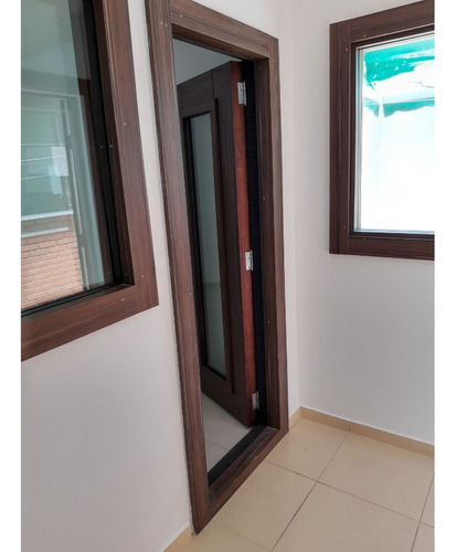 Casa A Venda Em Sorocaba - Condomínio Fechado 3 Dormitórios Com Suíte, Área Gourmet E Escritório - Com Instalação Para Ar Condicionado- Rua Tranquila - Portaria 24h - 2 Vagas De Garagem