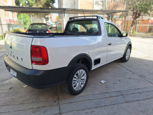 Volkswagen Saveiro 1.6 Starline Ac Mt