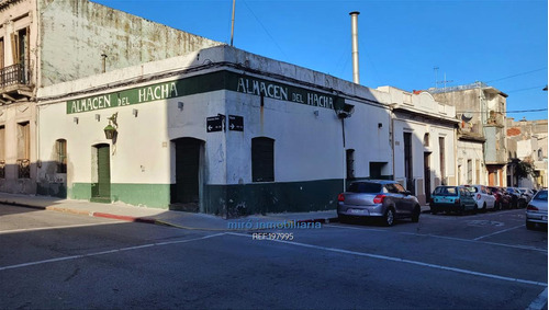 Ciudad Vieja.histórico Almacen El Hacha.155m2  U$s 125.000