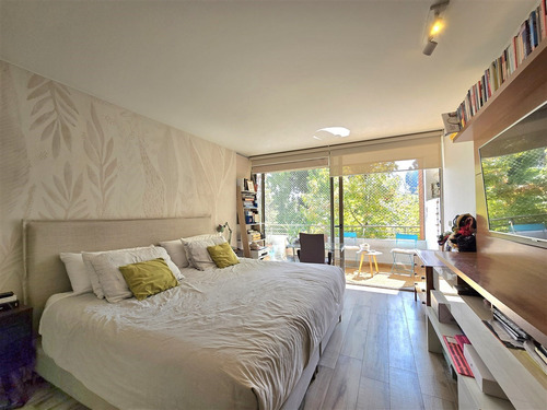 Departamento En Venta De 4 Dorm. En La Reina