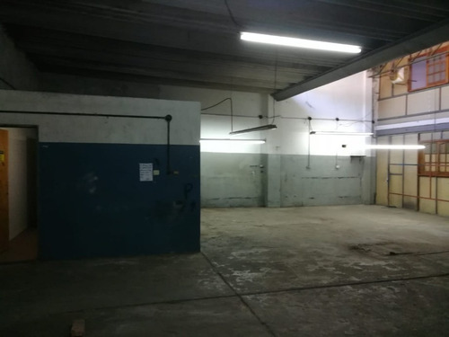 Imagen 4 de 14 de Galpon En Venta En Ramos Mejia Sur