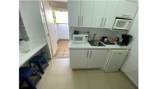Imagen 10 de 13 de Rf Casa De Lujo Comercial En Venta En Altamira Remodelada Como Para Uso De Oficinas Mls #21-2721 Isabel Fragozo Rent A House