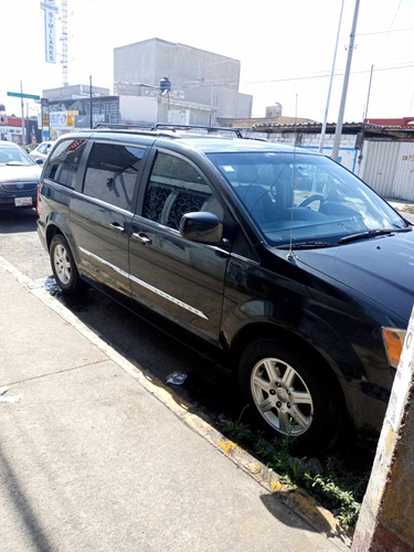 Chrysler Town & Country 3.6 Limited Mt