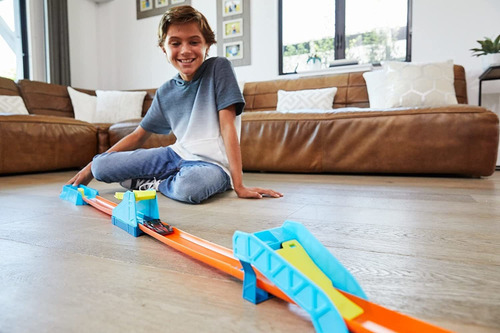 Paquete De Pistas Plegables Hot Wheels Track Builder, Surtid