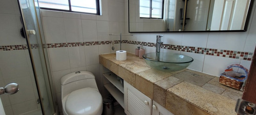 Rebajada!! Casa De 140m2, 4 Dorm Mas Servicio Y Piscina
