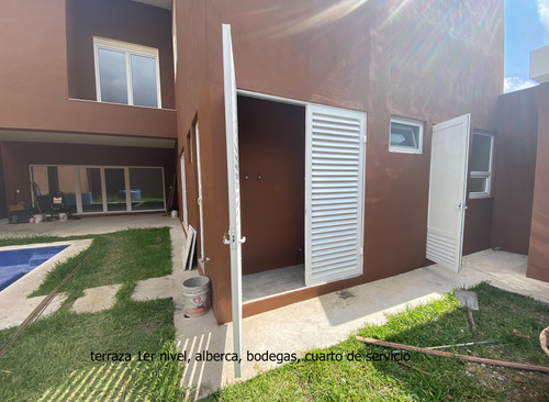 Casa En Venta En Los Azulejos, Monterrey, Nuevo León