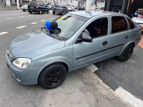 Vendido: Corsa Sedan 1-8 2003