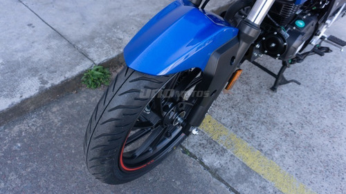 Imagen 8 de 17 de Hero Hunk 160r Moto Con Abs Usada
