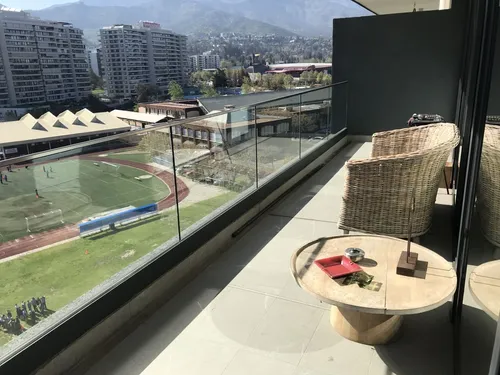 Luminoso Y Cómodo Departamento, A Pasos De Costane...