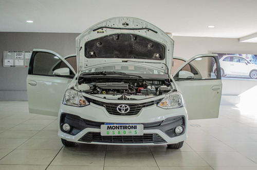 Imagen 19 de 25 de Toyota Etios Xls 2017