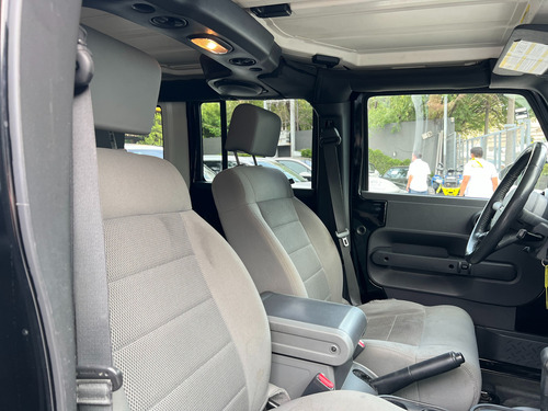 Jeep Wrangler SAHARA