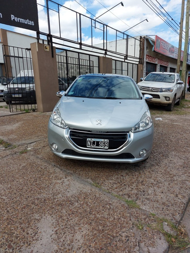 Peugeot 208 1.6 Allure 2014