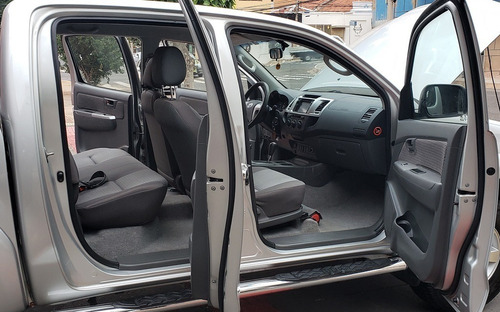 Imagem 7 de 15 de Toyota Hilux Flex Sr 2.7 C.d. Automática