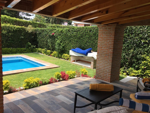Imagen 13 de 14 de Venta De Casa Con Alberca Impecable