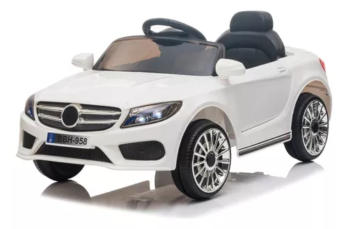 Lo último de Mercedes no es un coche, sino estos ¡carritos de bebé!