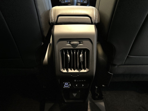 Jeep Commander 2.0 HURRICANE 4 TURBO GASOLINA BLACKHAWK AT9