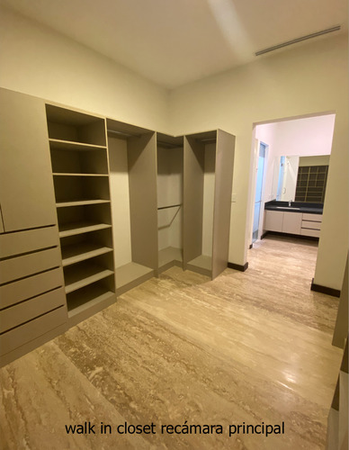 Casa En Venta En Los Azulejos, Monterrey, Nuevo León