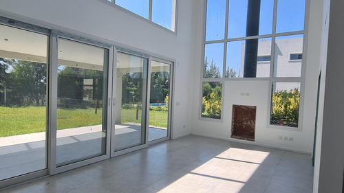 Imagen 3 de 30 de Casa - Las Tipas