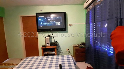 Imagen 27 de 28 de Freddy Camacaro Rentahouse, Apartamento En Venta En El Tulipan San Diego. 22-4125
