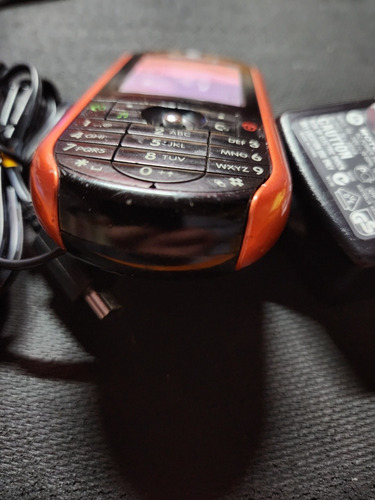 Motorola Rokr E2 Telcel Funcionando Bien, !leer Descripcion!..... Retro, Z530, W350, W300, Nokia, Sony Ericsson, Samsung, iPhone, W580, N8 (Usado)