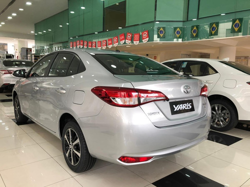 Toyota Yaris Xs Connect Sedan 1.5 Flex 16v Aut.