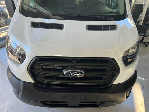 Imagen 3 de 20 de Ford Transit Furgon Medio Techo Elevado