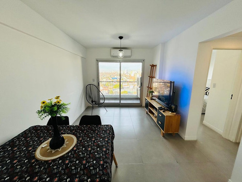 Departamento 2 Ambientes Con Balcon Venta Banfield