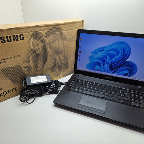 Notebook Samsung Np300e5m Core I7 8gb 120gb Ssd 920mx 7° Th Preto (Usado)