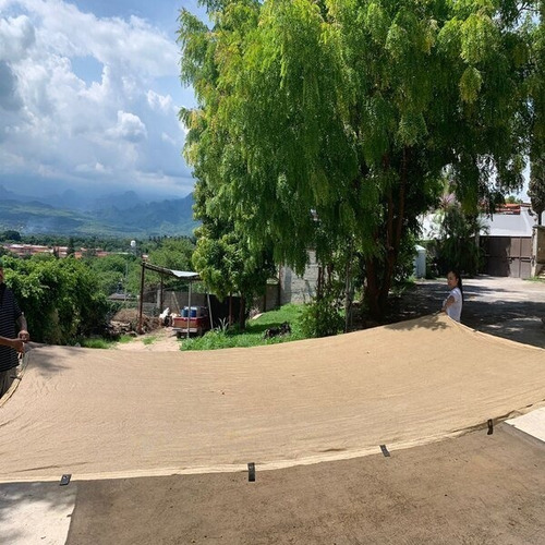 Imagen 2 de 4 de Malla Sombra 6.35x4.8 90% Sombra Beige Raschel