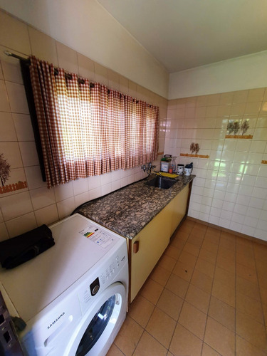 Imagen 17 de 30 de Venta Chalet Excelente - Lanús Centro