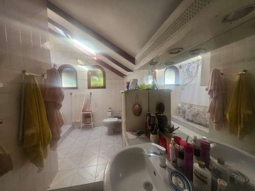 Tejada 6 Dormt+5baños+2estac+piscina.