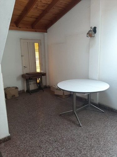 Imagen 7 de 14 de Oportunidad - Casa Ph De 2 Ambientes En Venta - Moron Centro