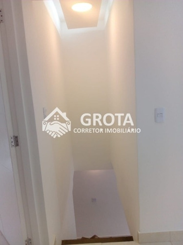 Imagem 6 de 17 de Linda Casa Assobradada Para Venda No Bairro Vila União (zona Leste), 5 Dorm, 1 Suíte, 2 Vagas, 195 M - 1756